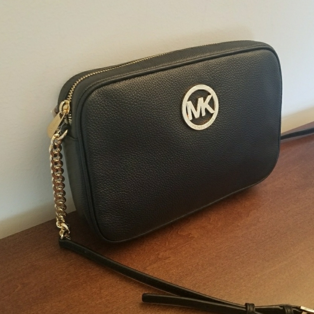 Michael Kors Crossbody Bag - Picture 8 of 8